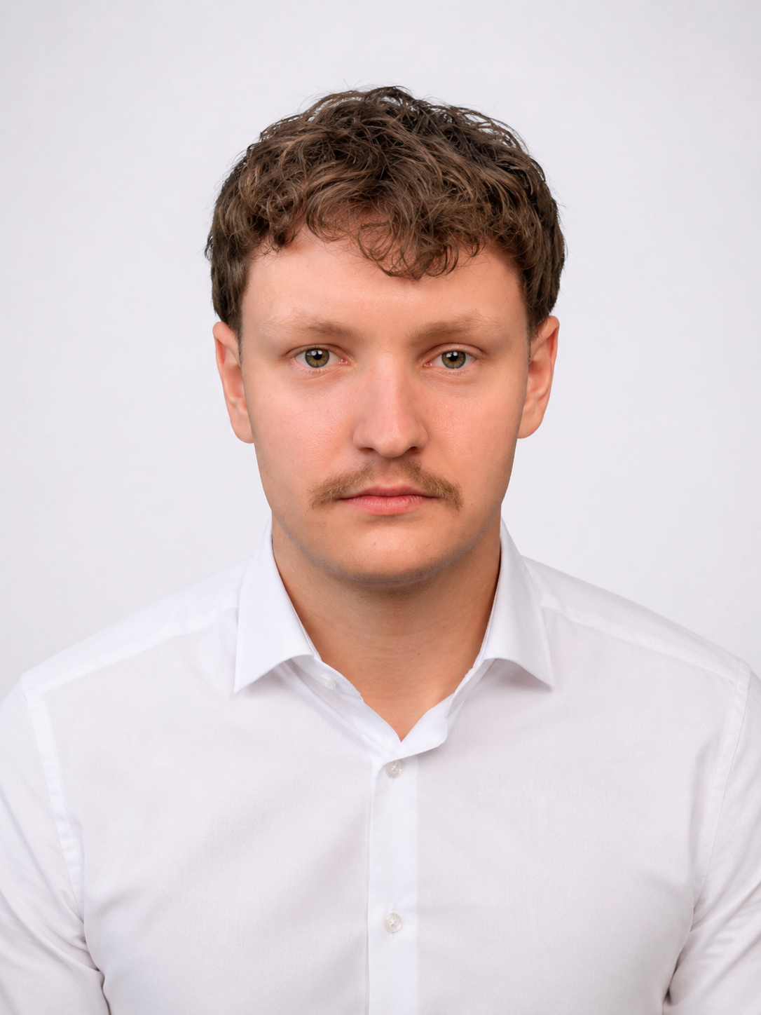 Porträt von Adrian Haziri